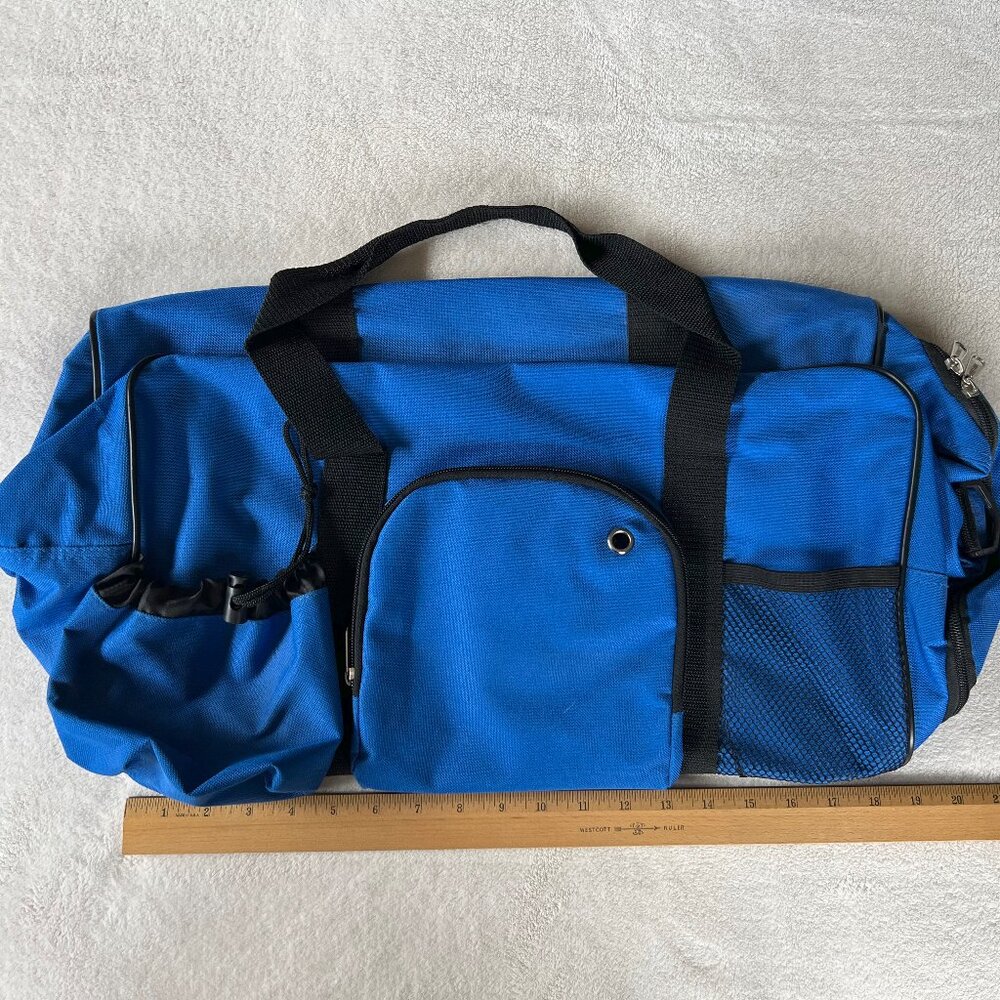 Generic blue duffel with shoe pocket